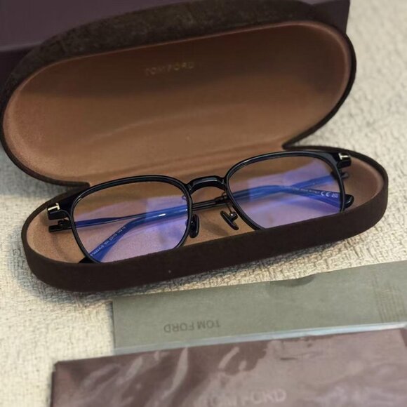 Tom Ford TF5923-K-B Eyeglasses Black Frame – Gently Used, Full Set - Picture 9 of 10